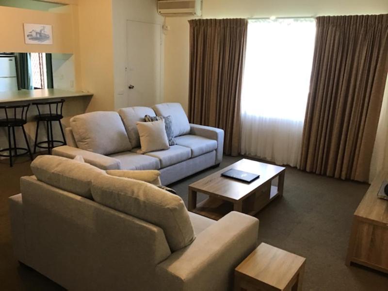 Sandcastles Holiday Apartments คอฟฟ์ฮาร์เบอร์ ภายนอก รูปภาพ